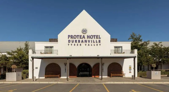 Кровать в общем номере Protea Hotel by Marriott Cape Town Durbanville