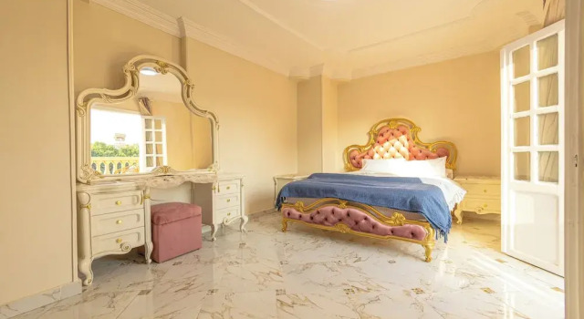 Номер Royal с балконом и с видом на горы Queen of the pyramids hotel