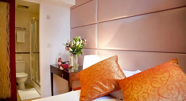 Номер Luxury City Inn Russell Square