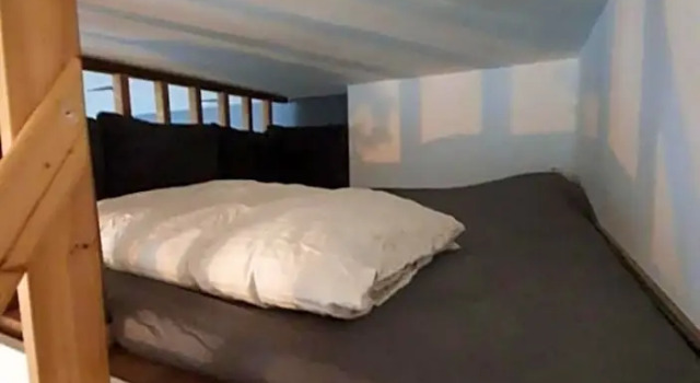 modern studio with mezzanine, Забронировать Отель Жутан-Мезери Во