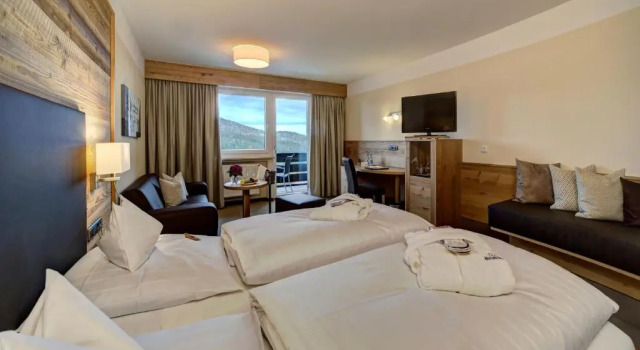 Двухместный номер Comfort с балконом Wellnesshotel Hofbräuhaus
