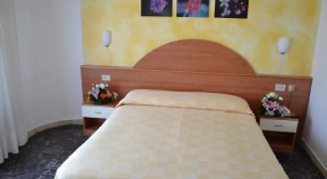 Hotel Leon d'Oro, Book Hotel Hotels in Chioggia with Parking, Parking