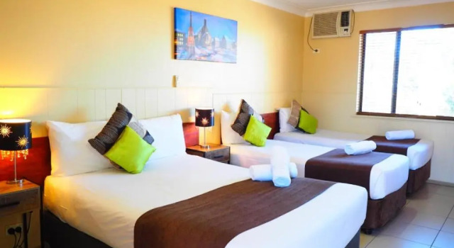 Четырёхместный номер Standard Bella Vista Motel