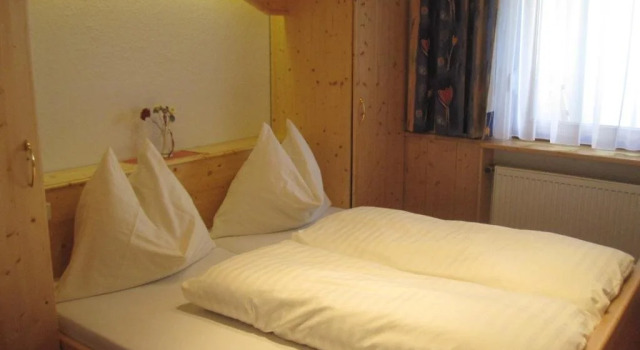 Ferienwohnung Christina Gundolf, Book Hotel Wenns Pitztal