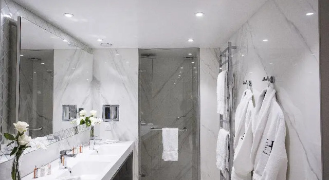 Номер Standard с балконом La Villa Haussmann