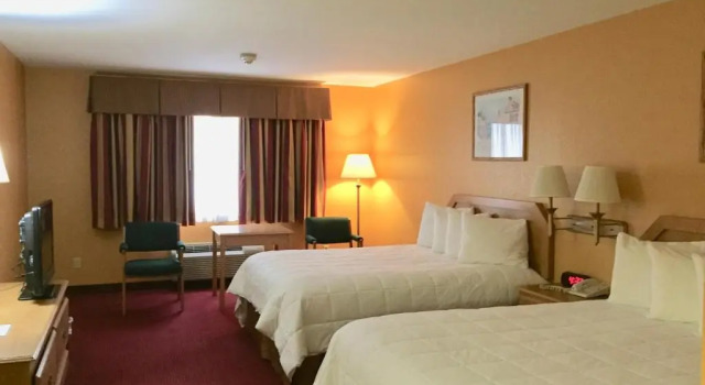 Standard Vierer Zimmer Parkfield Inn - Clinton