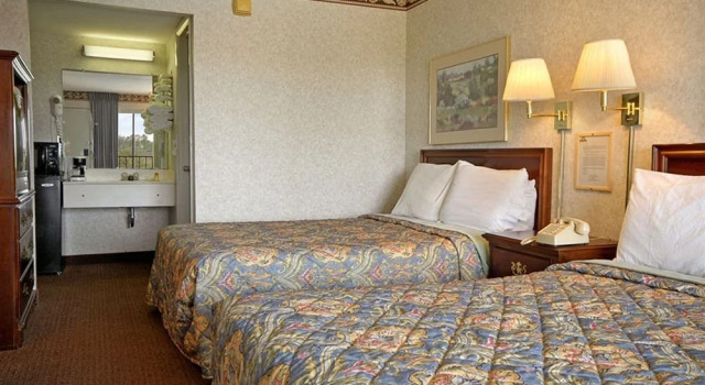 Budget Inn