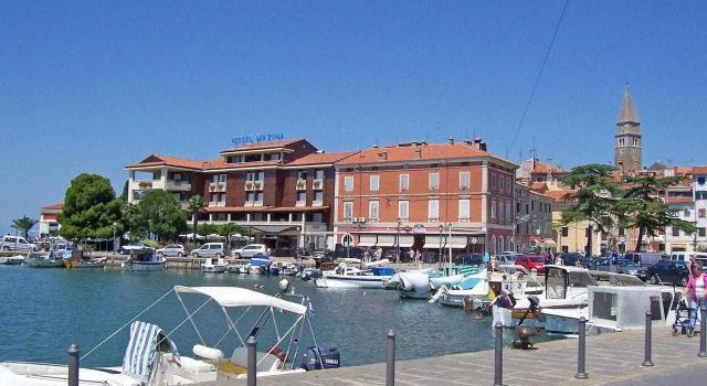 Vila Magenta, Забронировать Отель Отели Изола 3 звезды, рядом с Port of Izola, 3*