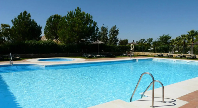 Arcos Gardens Resort, Забронировать Курортный отель Уэвар-дель-Альхарафе Севилья