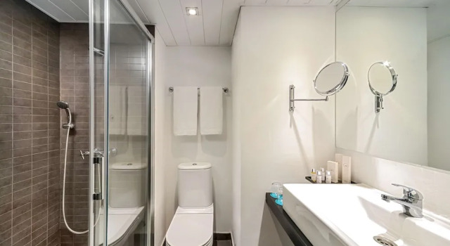 Одноместный номер Barceló Santa Cruz Contemporáneo