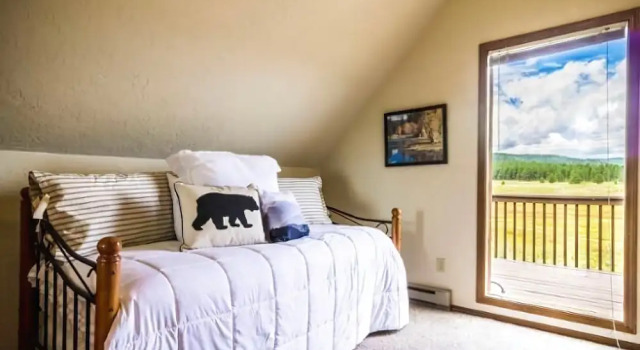 Mountain View Cabin 3 Bedrooms 2 Bathrooms Home, Varaa Lomakoti Angel Fire 