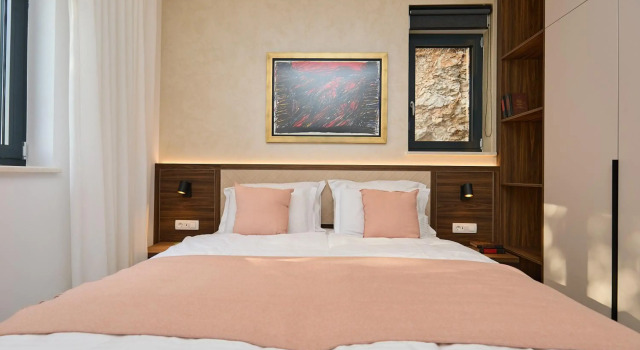 New & Luxury 5* with Breathtaking View- Kiki Lu Apartment