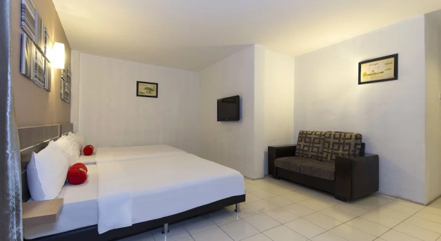 Семейный номер Deluxe Simms Grand Inn