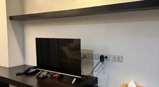 Студия 5880 Enriquez Residences