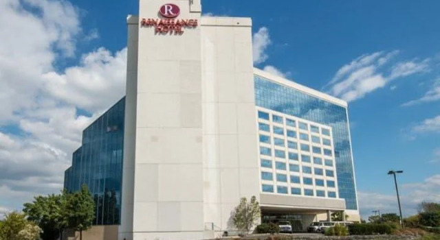Кровать в общем номере Delta Hotels by Marriott Philadelphia Airport