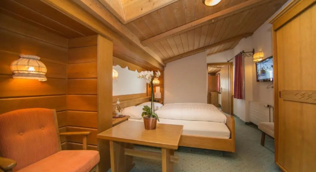 Семейный номер Standard Hotel Cresta