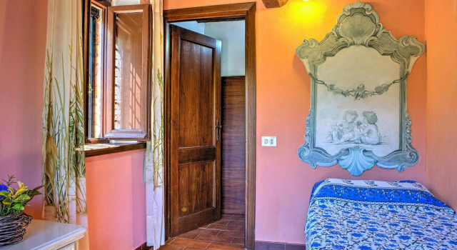 Villa Poggiente 15 2, Book Villa Villaer i Todi, Villa
