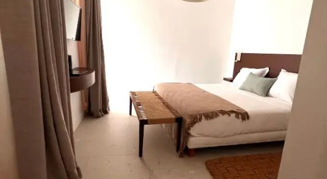 Двухместный номер Standard с балконом Hôtel Serenada