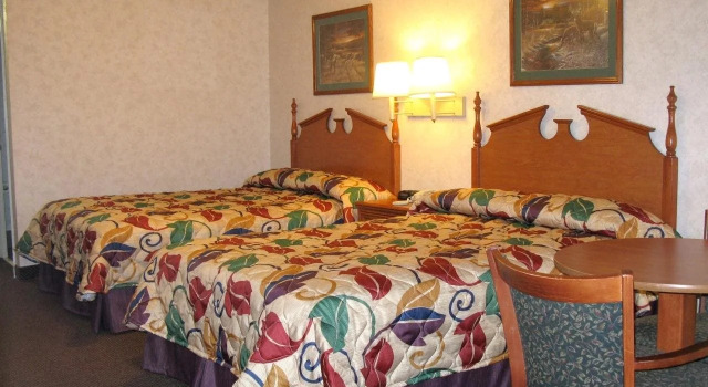 Deerfield Inn, Buchen Sie Hotel Portland Tennessee