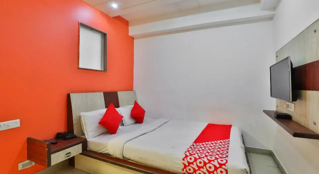 Hotel Deep Palace By OYO Rooms, Rezerwuj Hotel Hotele w Gujarat ze śniadaniem, Śniadanie
