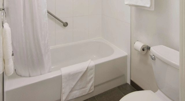 Люкс с 2 комнатами SureStay by Best Western North Vancouver Capilano