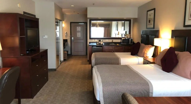 Четырёхместный номер Standard Shilo Inn Suites Hotel - Killeen