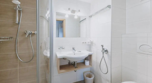 Апартаменты c 1 комнатой с балконом Appartements Sulzer by we rent, SUMMERCARD INCLUDED
