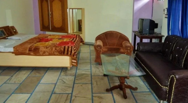Hotel Himalayan Paradise