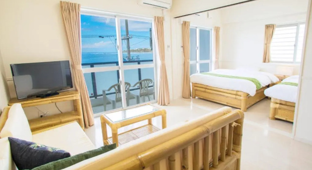 Трёхместный номер Standard с видом на море Costa Bella Condominium Resort
