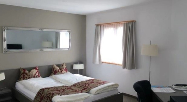 Hotel Allegra, Rezervați Hotel Zuoz 