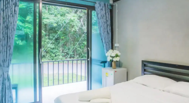 Wave-F Homestay