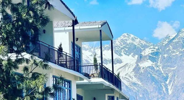 Faraway Cottages, Rezervovat Hotel Auli Uttarakhand
