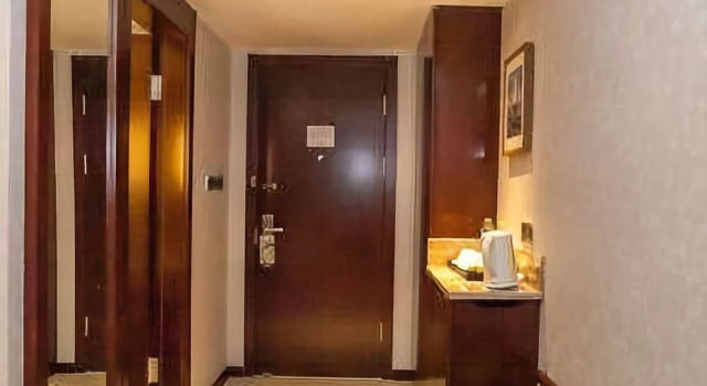 Yitel Chengdu Chunxi Road, Rezerwuj Hotel Hotele w Longquanyi z parkingiem, Parking
