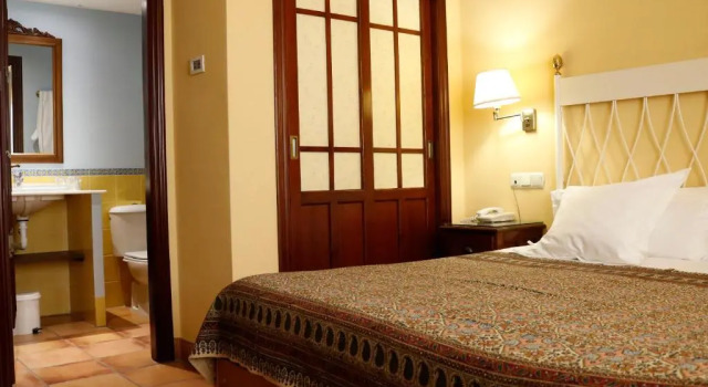Hotel Veracruz, Забронировать Отель Утрера провинция Севилья, рядом с Святилище Богоматери Утешения