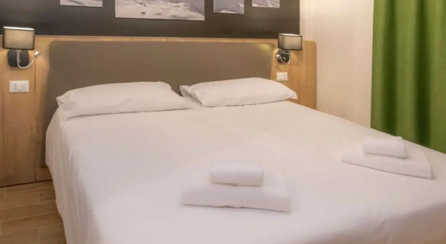 Двухместный номер Comfort Hotel Petit Palais
