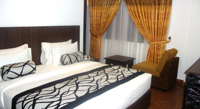 Hotels JoJos