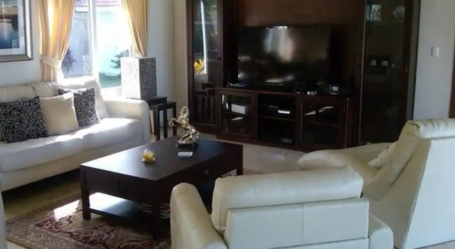 Vacation Villa Gated Only Minutes From Downtown, Забронировать Вилла Отели Сосуа 4 звезды, 4*