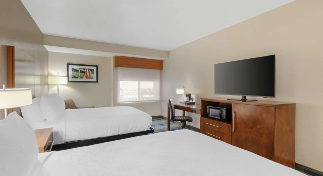Четырёхместный номер Standard Best Western Plus Heritage Inn Ontario Rancho Cucamonga