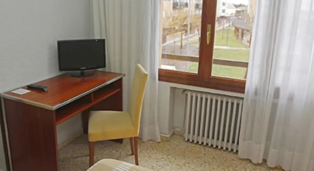 Hostal La Parrilla, Rezerwuj Hostel Tudela 