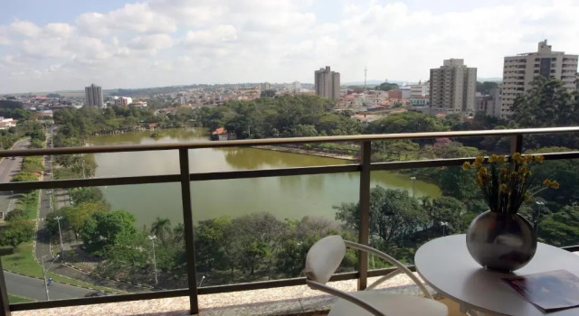 Четырёхместный номер Standard с видом на озеро Lagoa Serena Flat Hotel