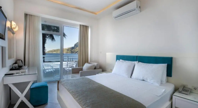 Двухместный номер Standard с видом на море Hotel Mavi Deniz