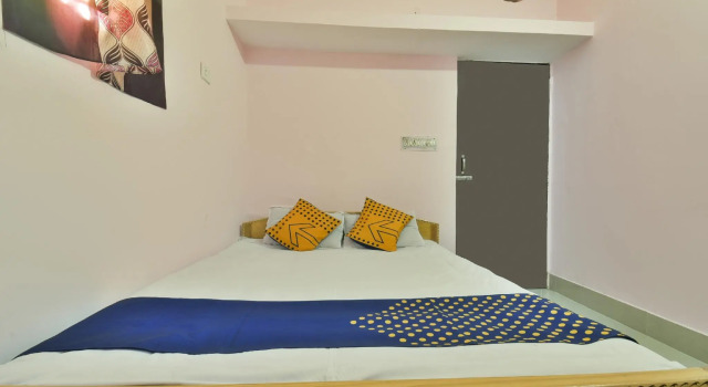 SPOT ON 74640 Sumit Guest House, Rezervovat Penzión Patna Bangalore