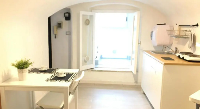 Mini Flat WiFi, Buchen Sie Gasthaus Mini-Hotels in Metropolitanstadt Bari, Gasthaus