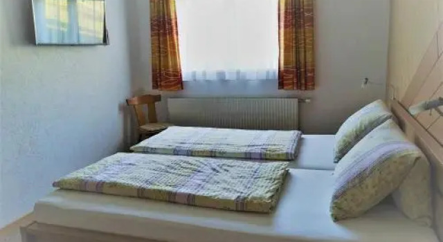 Ferienhaus Lerch, Book Hotel Hotels in Vorarlberg with Parking, Parking