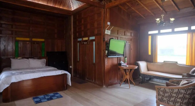 Suite The Lavana Pondok Anugerah