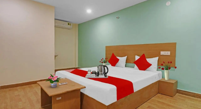 OYO 91582 Hotel Lavish Stay, Rezerwuj Hotel Secunderabad 
