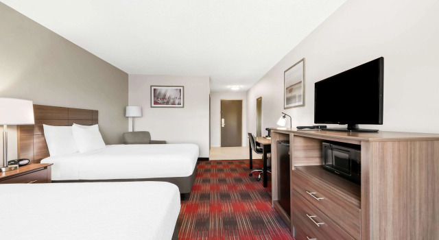 Четырёхместный номер Standard Best Western Dartmouth-New Bedford