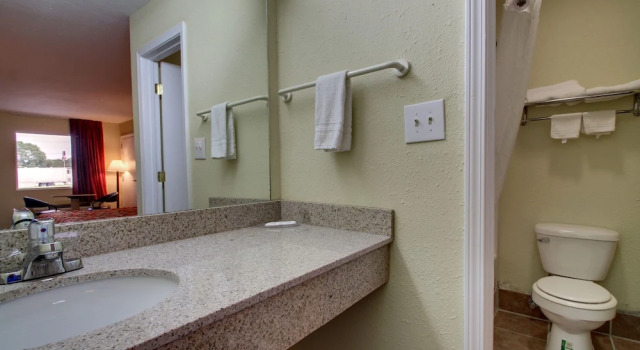 Двухместный номер Standard с балконом Key West Inn - Montgomery