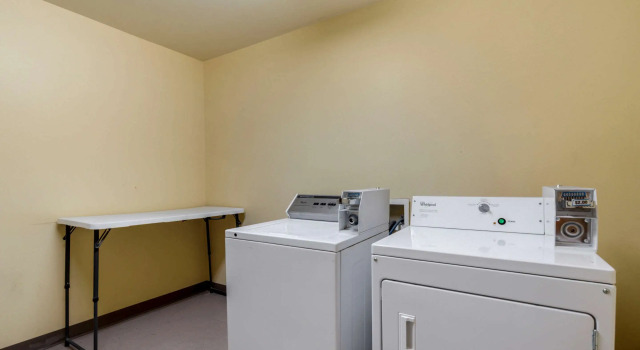 Comfort Suites North Pflugerville, Book Hotel Hoteller i Greater Austin med parkering, Parkering