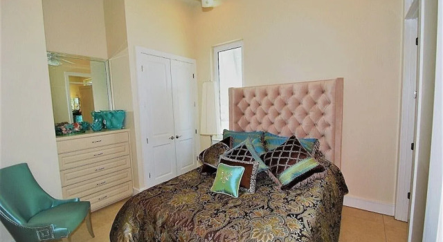 Martinique House 3 Bedrooms 4 Bathrooms Home, Rezerwuj Hotel Hotele w Padre Island z basenem, Basen